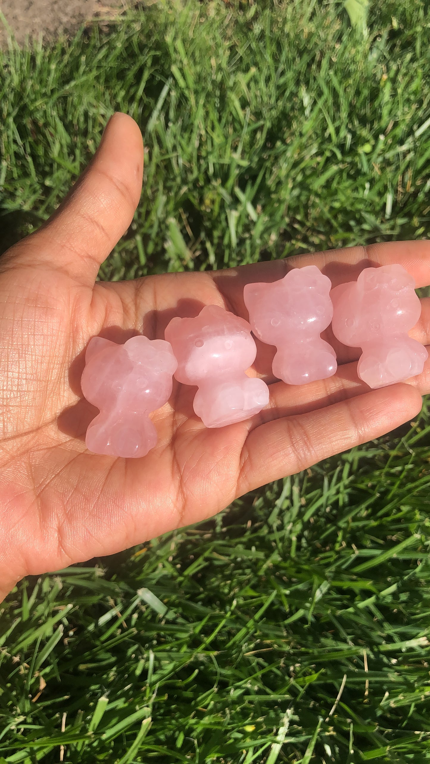 Mini Hello Kitty Rose Quartz