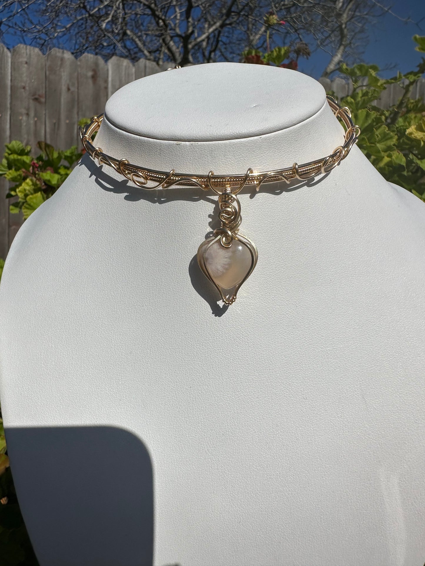 Flower Agate Heart Choker