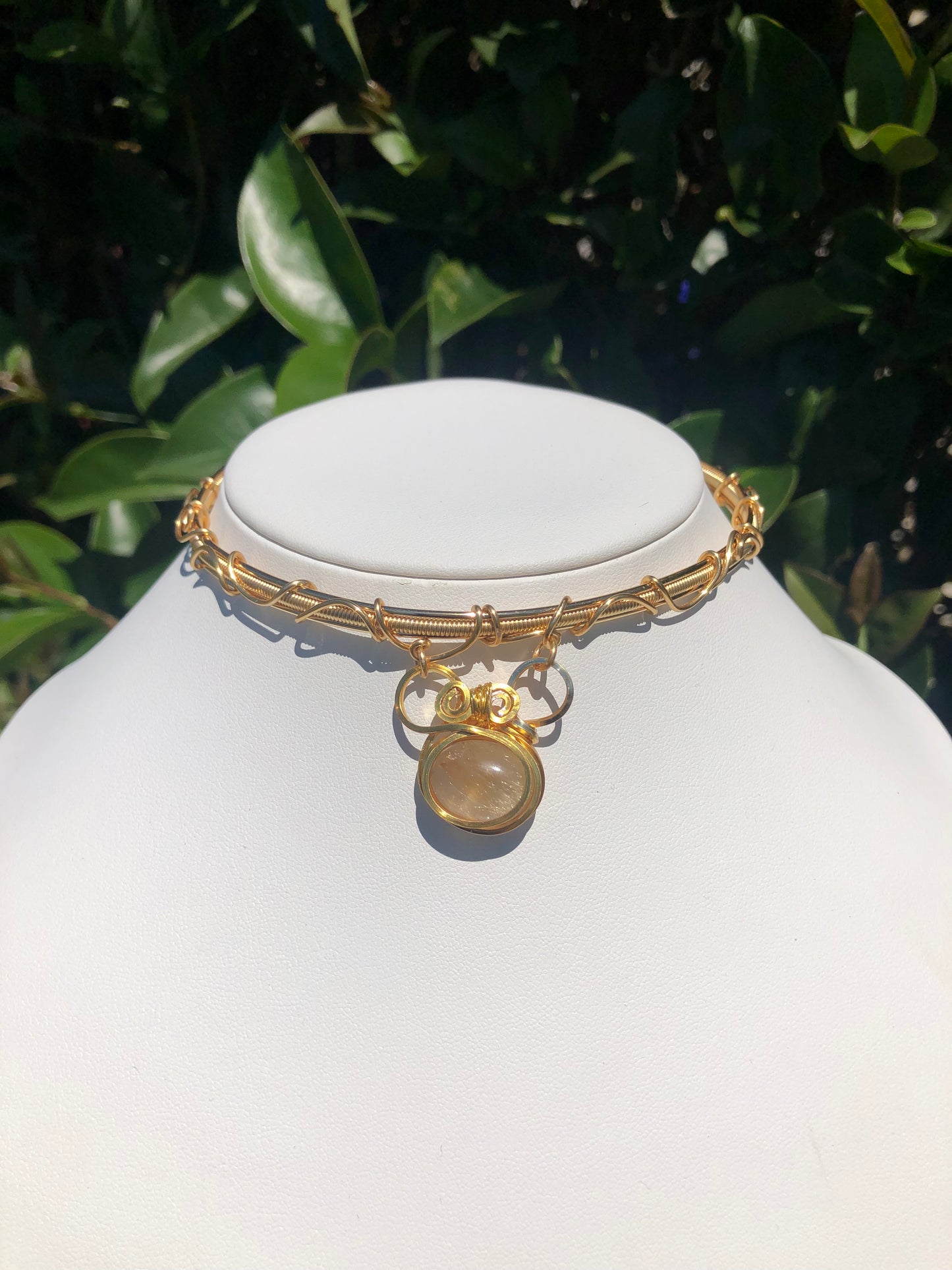 Minnie Choker