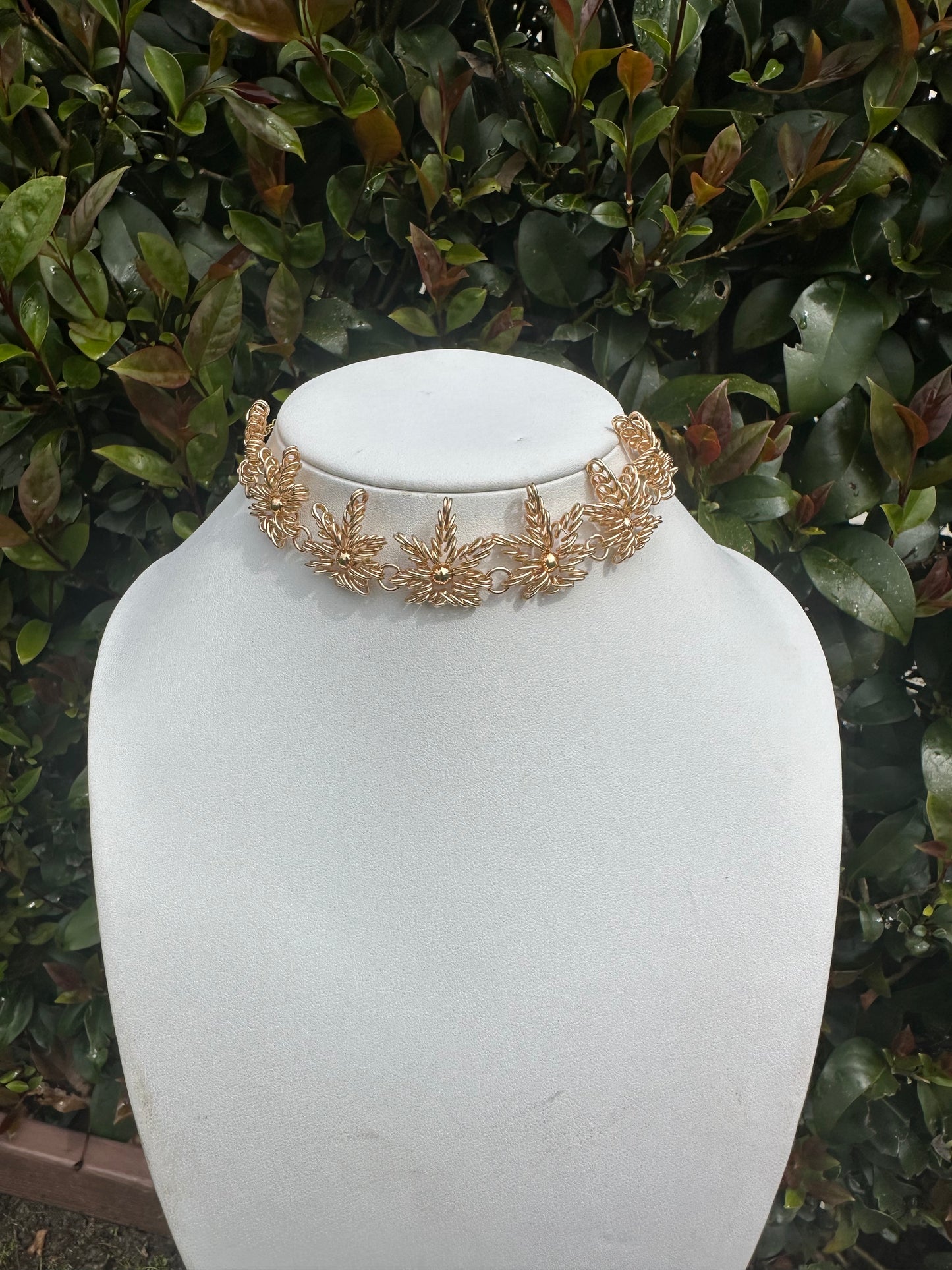 Highness Choker