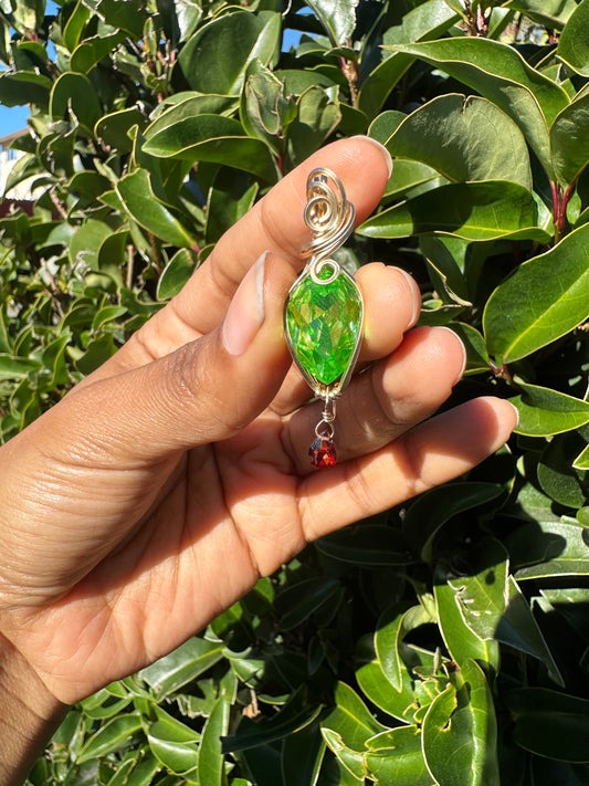 Ochi Necklace
