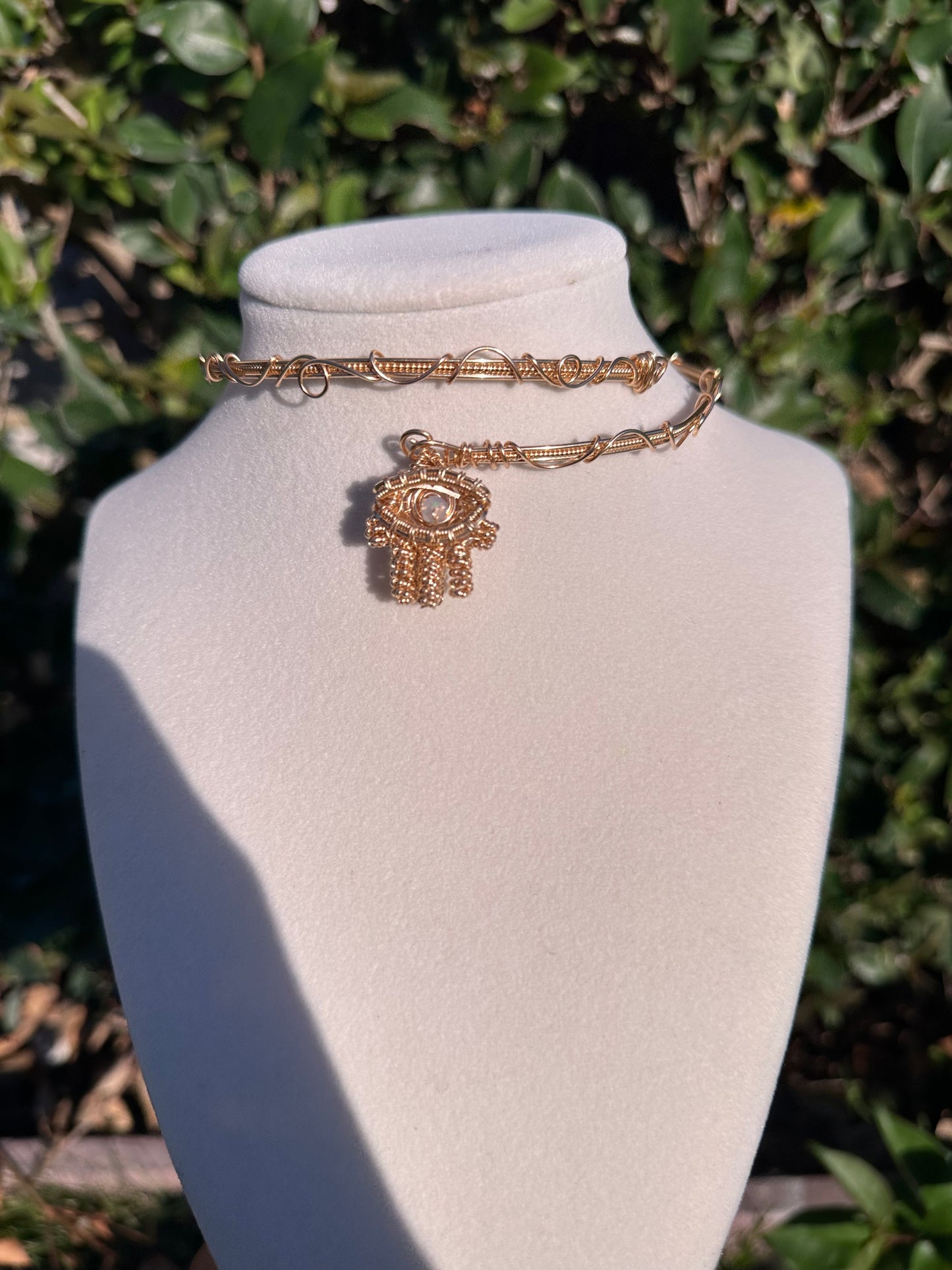 Hamsa Choker