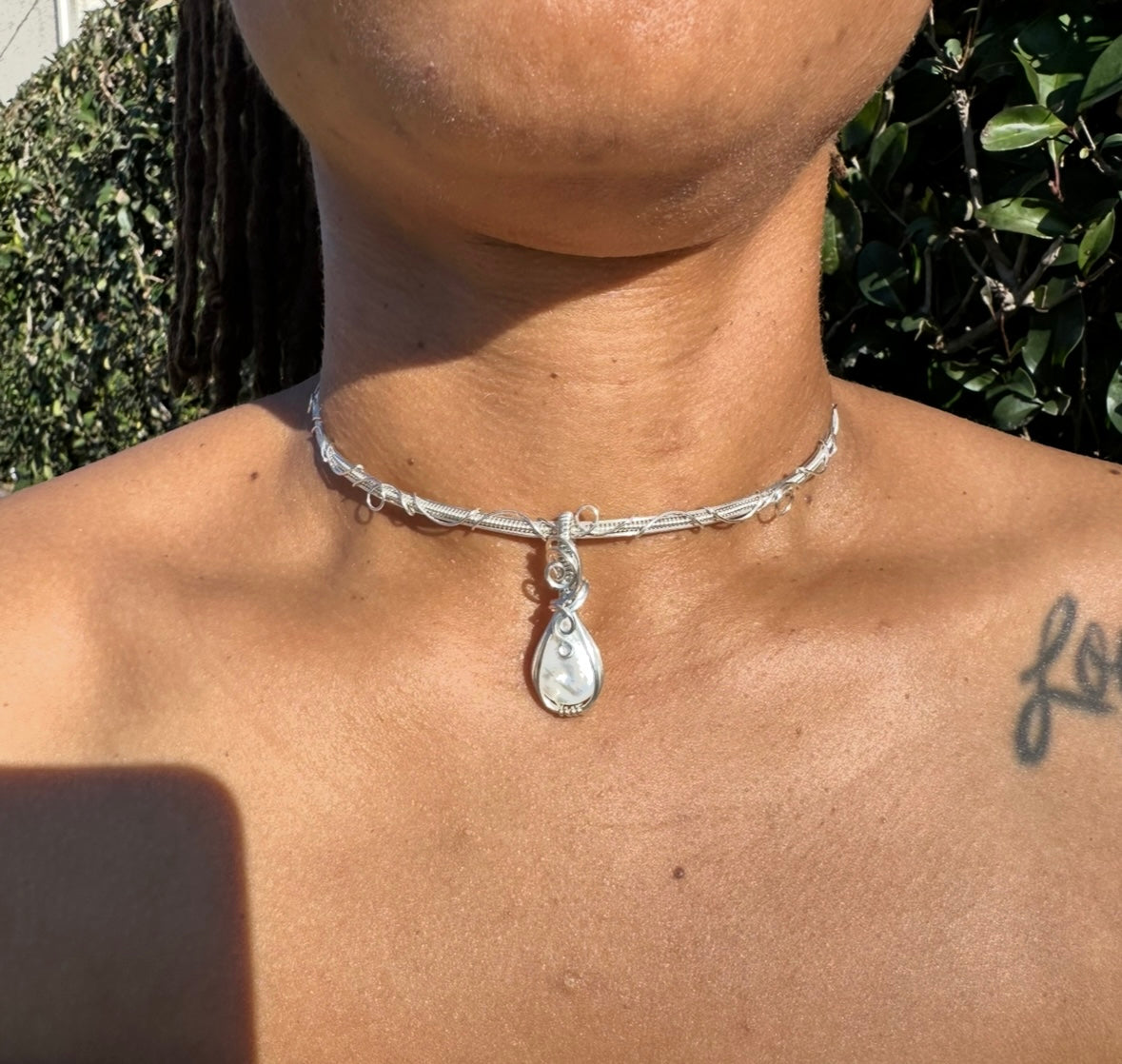 Mother Of Pearl Choker