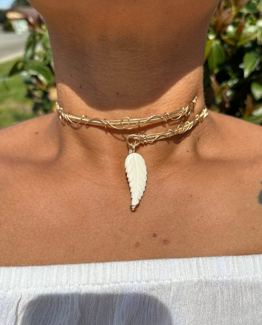 Feathered Choker